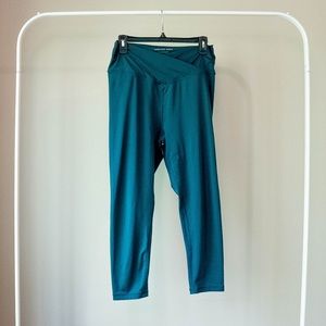 American Eagle 7/8 Length Green Leggings